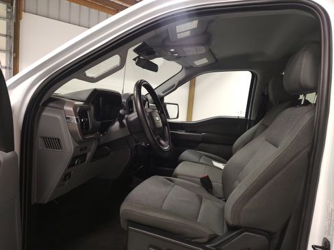Used 2025 Ford F150 XLT w/ Equipment Group 301A Standard AWD/4WD image 9