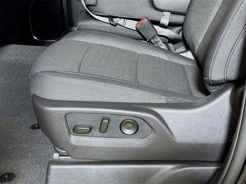 New 2026 GMC Sierra 1500 Elevation image 17