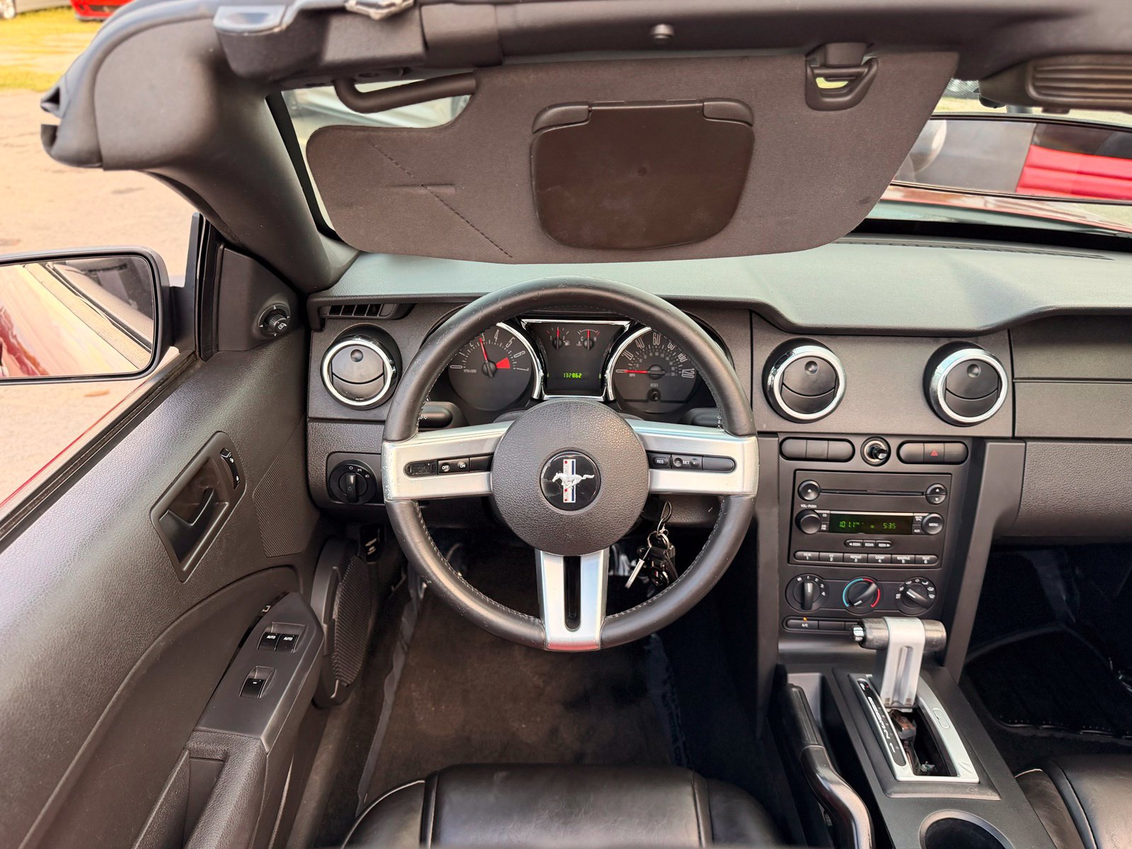 Used 2006 Ford Mustang Convertible RWD image 23