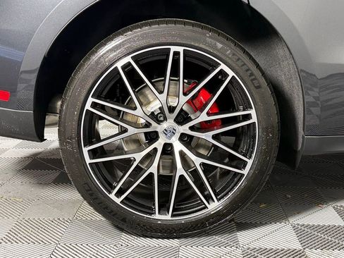 New 2026 Porsche Macan S image 14