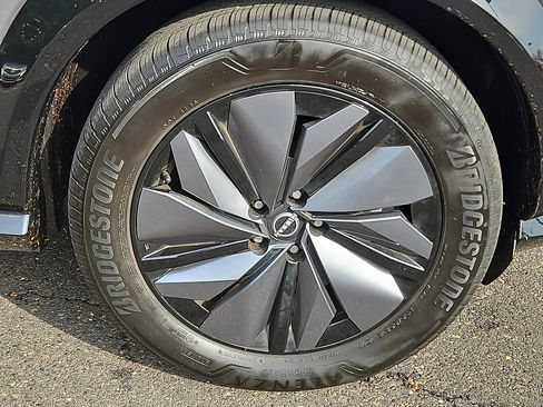 Certified 2023 Nissan Ariya AWD image 8