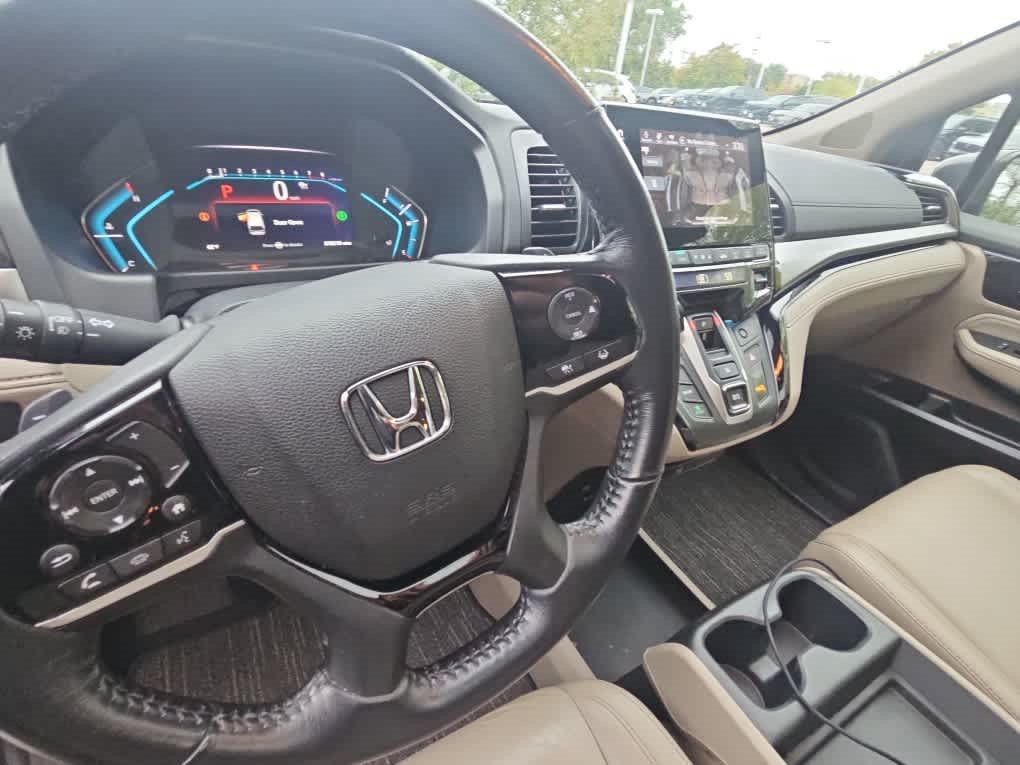 Used 2021 Honda Odyssey Touring image 7