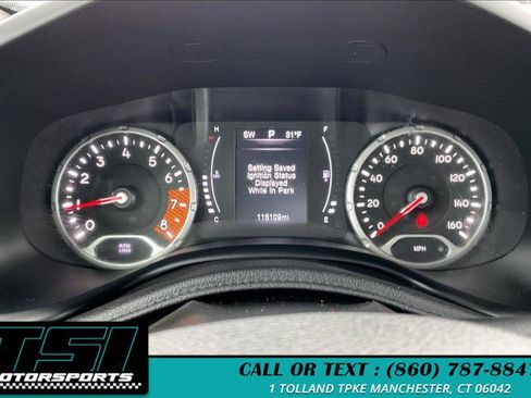 Used 2020 Jeep Renegade Altitude AWD/4WD image 18