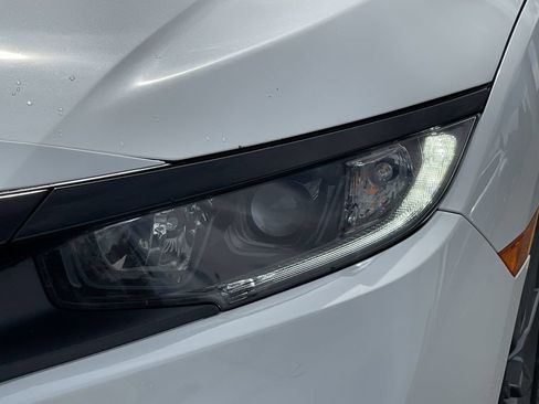 Used 2019 Honda Civic EX image 15