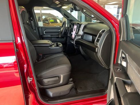 Used 2026 RAM 2500 Big Horn AWD/4WD image 40