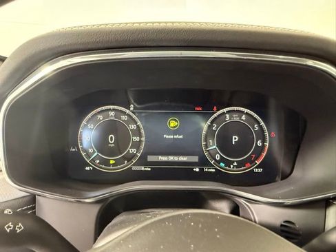 Used 2025 Jaguar F-PACE R-Dynamic S image 18