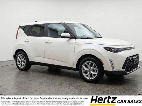Used 2025 Kia Soul LX w/ LX Technology Package image 1