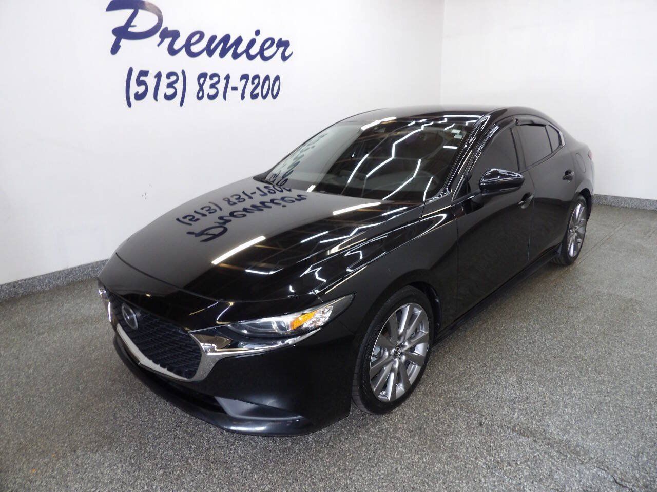 Used 2020 MAZDA MAZDA3 Sedan w/ Select Package FWD image 1