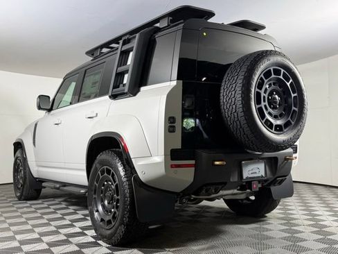 New 2026 Land Rover Defender 110 OCTA AWD/4WD image 4