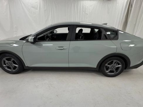 Used 2025 Kia K4 FWD image 6
