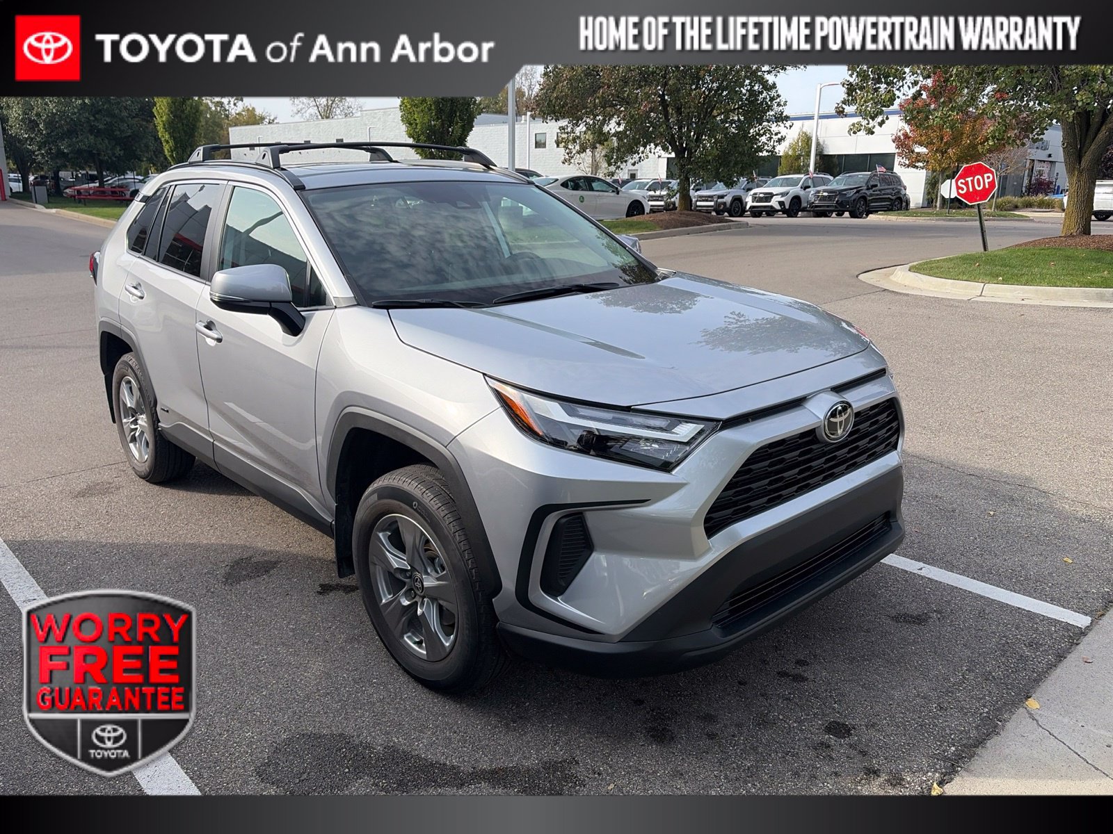 Used 2025 Toyota RAV4 XLE w/ Convenience Package AWD/4WD image 1
