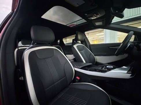 Used 2024 Kia EV6 GT-Line image 11