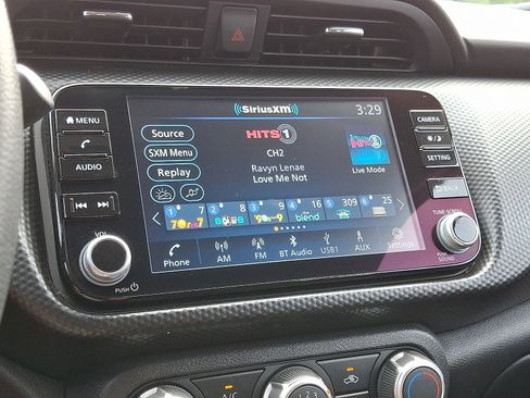 Certified 2024 Nissan Kicks SV image 19