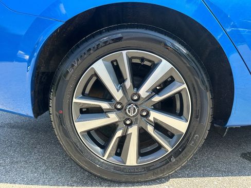 Used 2021 Nissan Versa SV FWD image 36