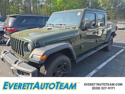 Used 2023 Jeep Gladiator Sport w/ Trailer Tow Package image 1