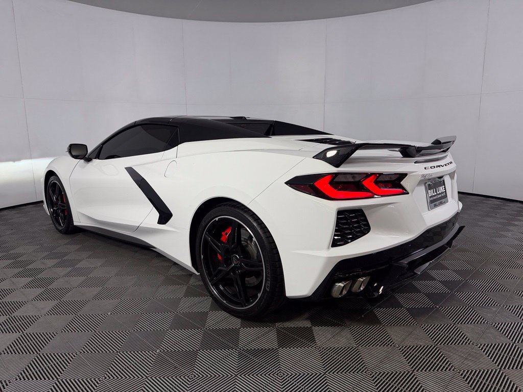 Used 2023 Chevrolet Corvette Stingray Premium Conv w/ Z51 Performance Package RWD image 9