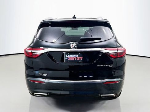Used 2019 Buick Enclave Essence image 7