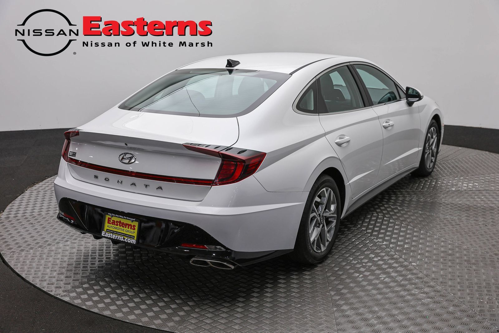 Used 2022 Hyundai Sonata SEL FWD image 4