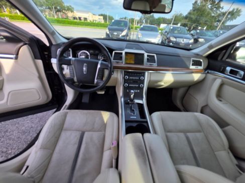 Used 2009 Lincoln MKS FWD image 15