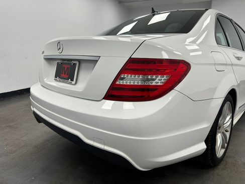 Used 2013 Mercedes-Benz C 250 Sport image 16