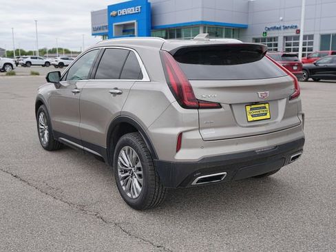 Used 2025 Cadillac XT4 Premium Luxury AWD/4WD image 8