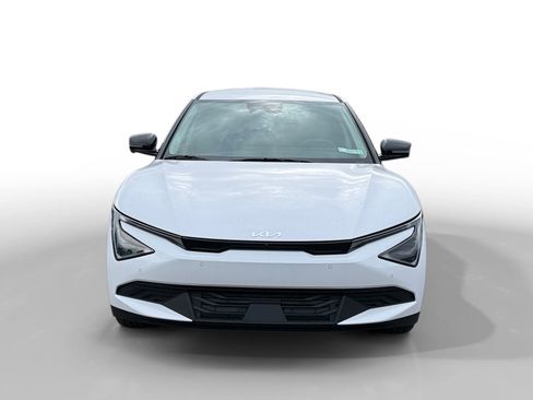 New 2025 Kia EV6 Light image 8