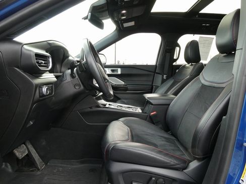 Certified 2022 Ford Explorer ST w/ Equipment Group 401A image 25