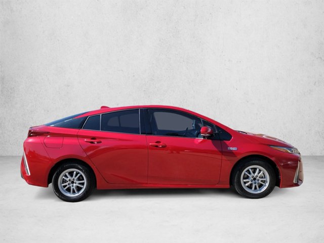 Used 2020 Toyota Prius Prime XLE FWD image 4