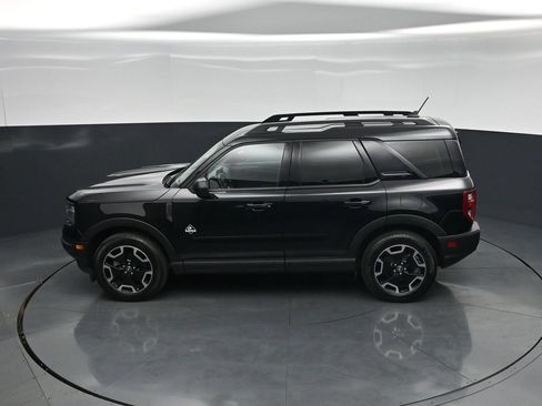 Used 2023 Ford Bronco Sport Outer Banks w/ Tech Package AWD/4WD image 40