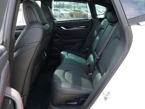 Used 2024 Maserati Levante Modena Ultima image 17