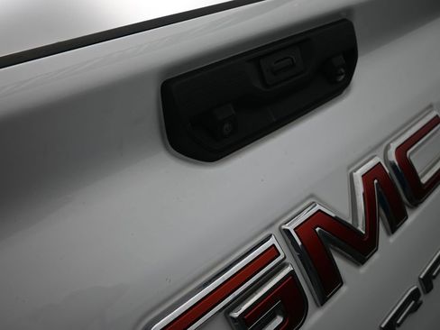 Used 2022 GMC Sierra 2500 SLE w/ SLE Convenience Package image 35