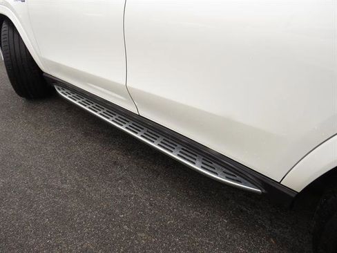 Used 2023 Mercedes-Benz GLS 63 AMG 4MATIC image 36