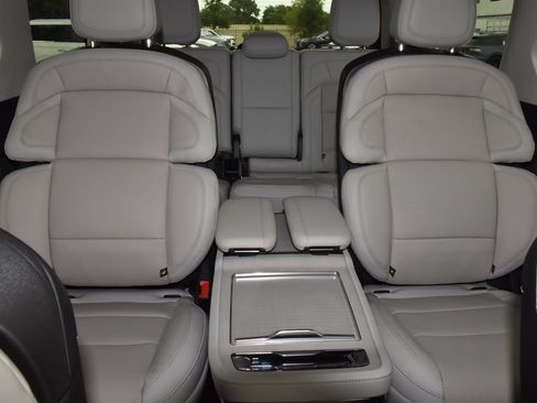 New 2026 Lincoln Navigator Reserve AWD/4WD image 22