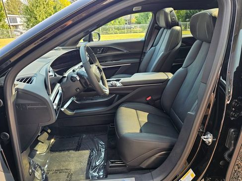 New 2026 Cadillac Lyriq Premium Sport AWD/4WD image 21