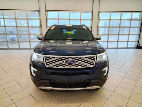Used 2016 Ford Explorer Platinum image 9