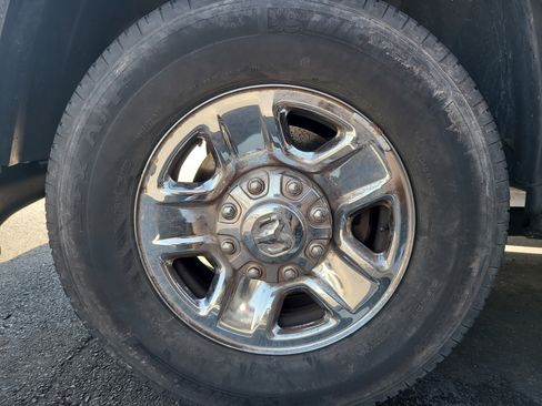 Used 2020 RAM 3500 Big Horn image 8