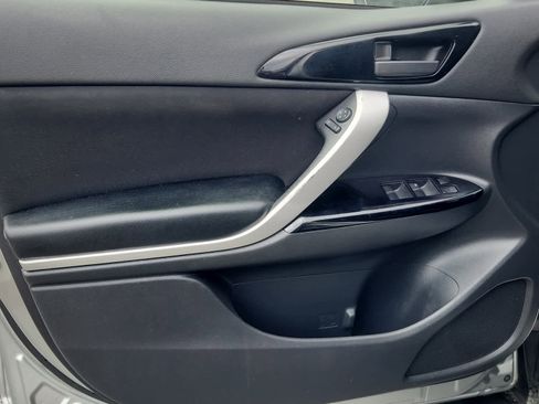 Used 2023 Mitsubishi Eclipse Cross LE image 9