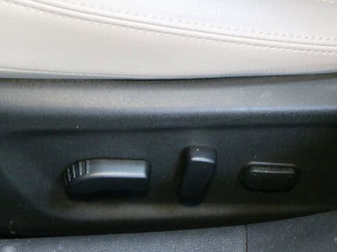 Used 2022 Nissan Altima 2.5 Platinum AWD/4WD image 18