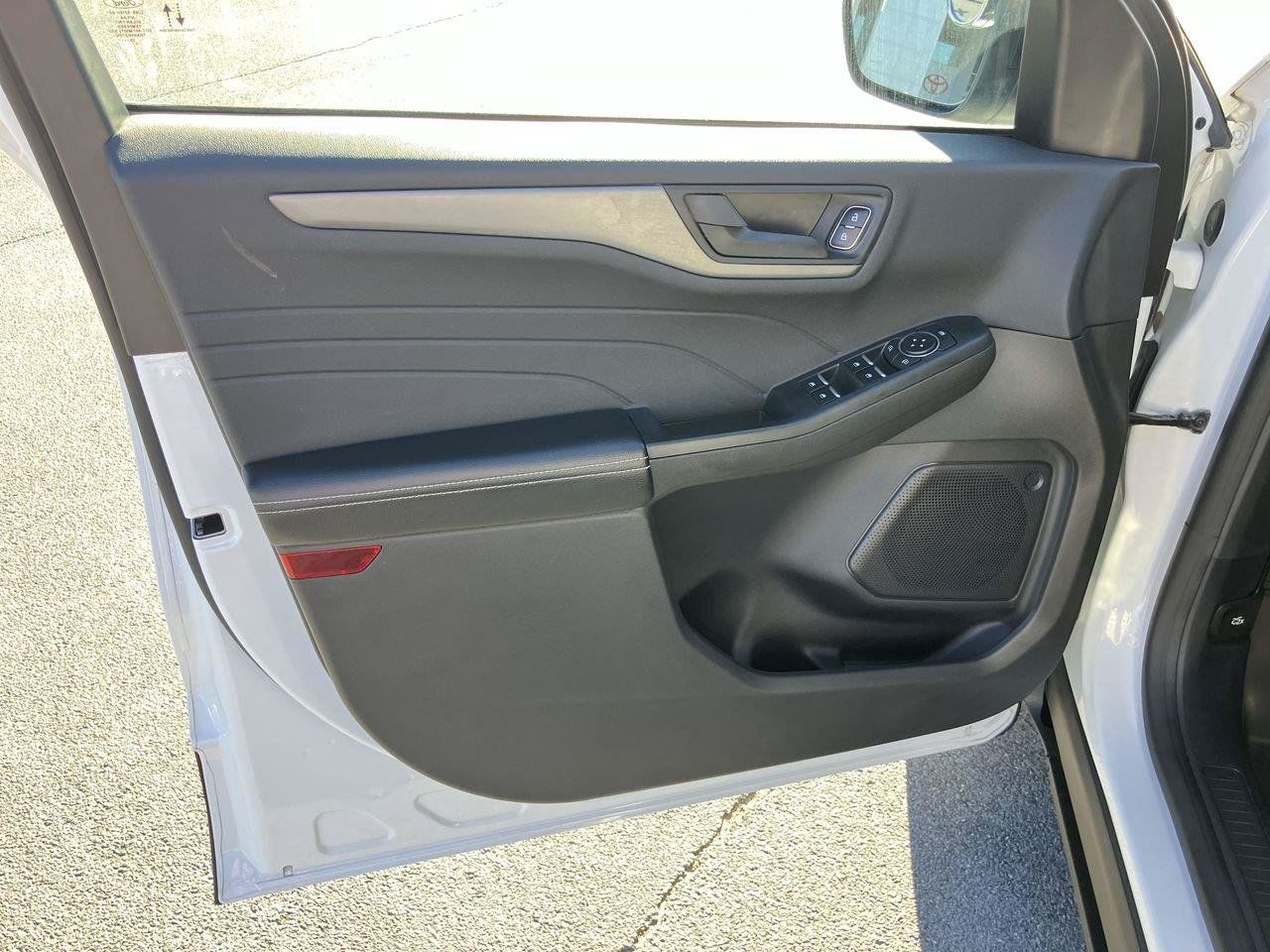 Used 2023 Ford Escape Active FWD image 13