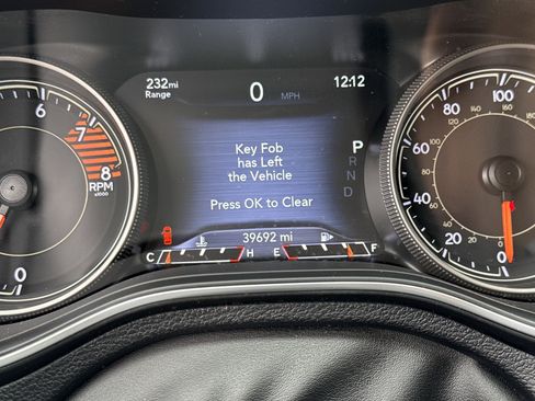Used 2019 Jeep Cherokee Limited AWD/4WD image 22