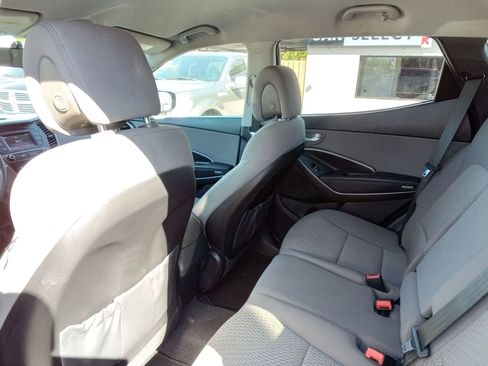Used 2018 Hyundai Santa Fe Sport FWD image 11