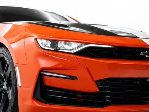 Used 2021 Chevrolet Camaro SS image 8