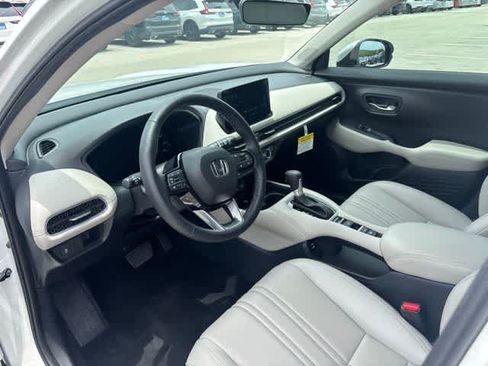 Used 2026 Honda HR-V EX-L image 9