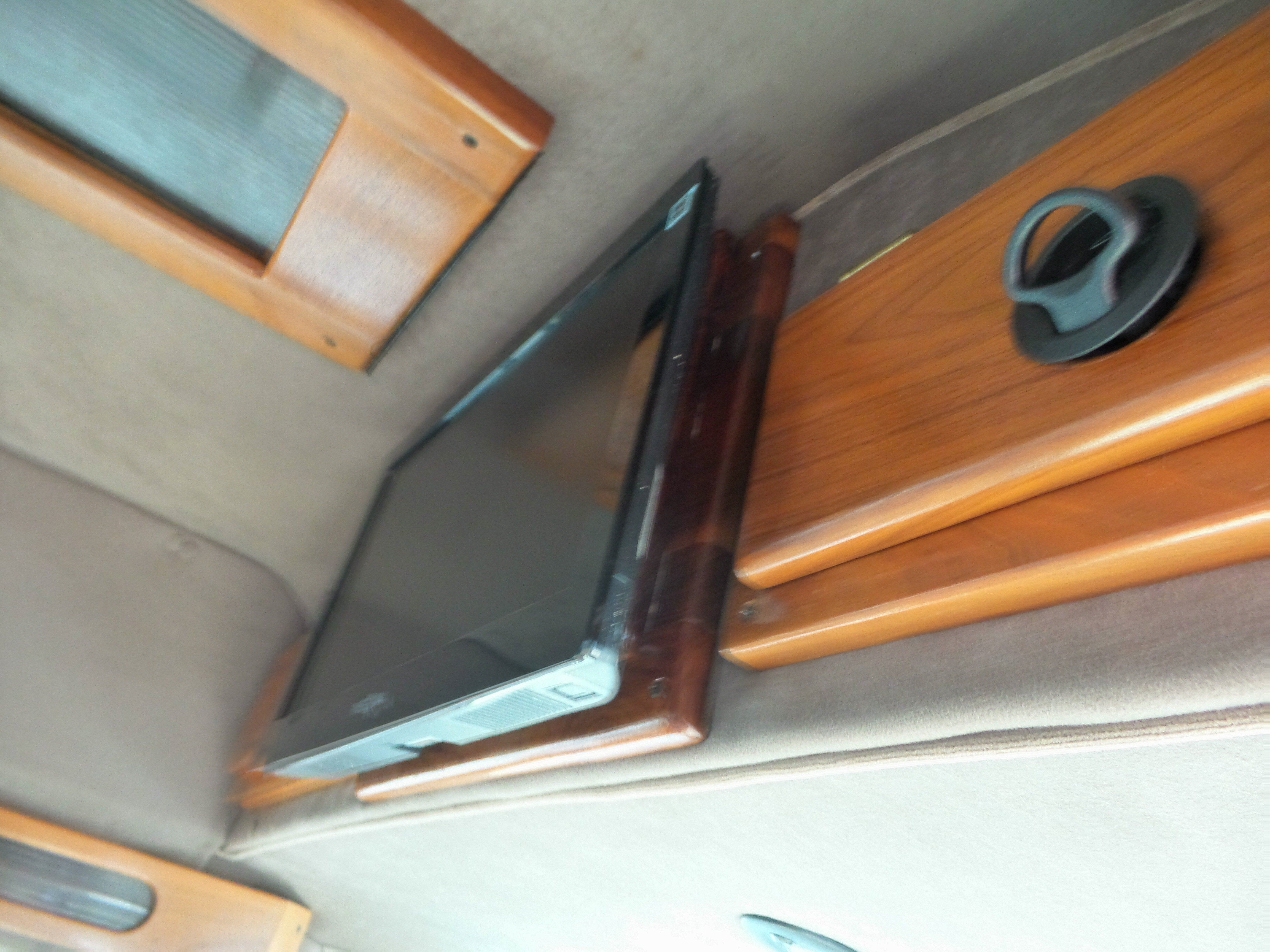 Used 2000 Ford E-150 and Econoline 150 RWD image 8