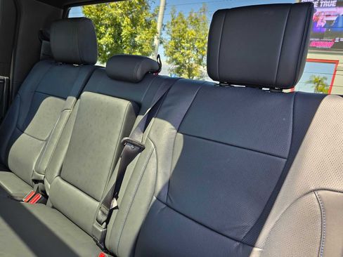 New 2025 Toyota Tundra Platinum AWD/4WD image 17