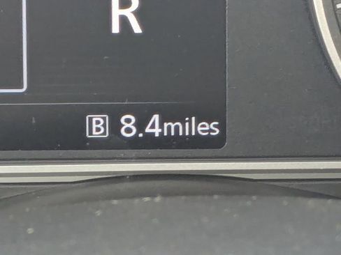 New 2025 Nissan Versa SV w/ Trunk Package image 31