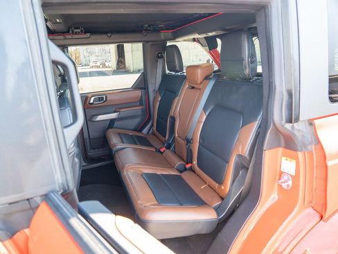 Used 2023 Ford Bronco Outer Banks image 36