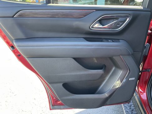 Used 2023 Chevrolet Tahoe Z71 image 22