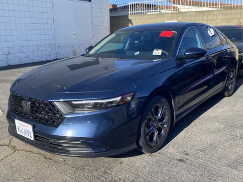 Used 2023 Honda Accord EX image 2