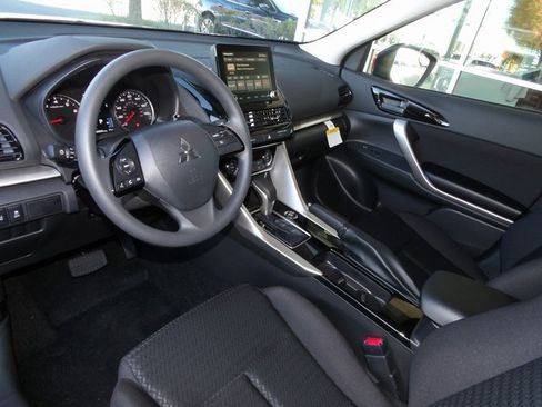 New 2026 Mitsubishi Eclipse Cross ES image 11